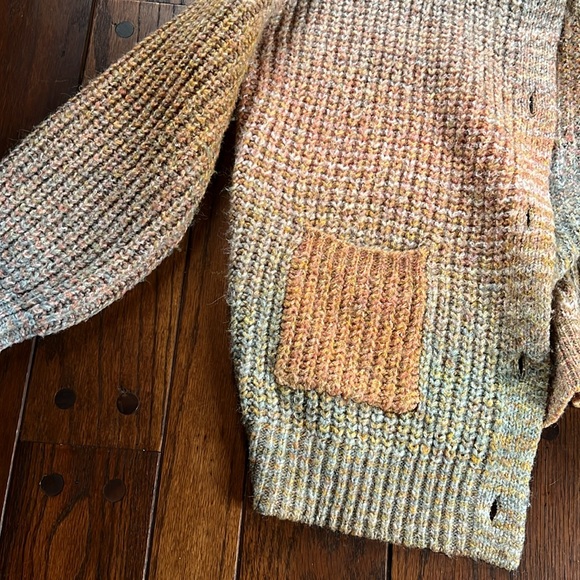 Cardigan - Picture 4 of 4